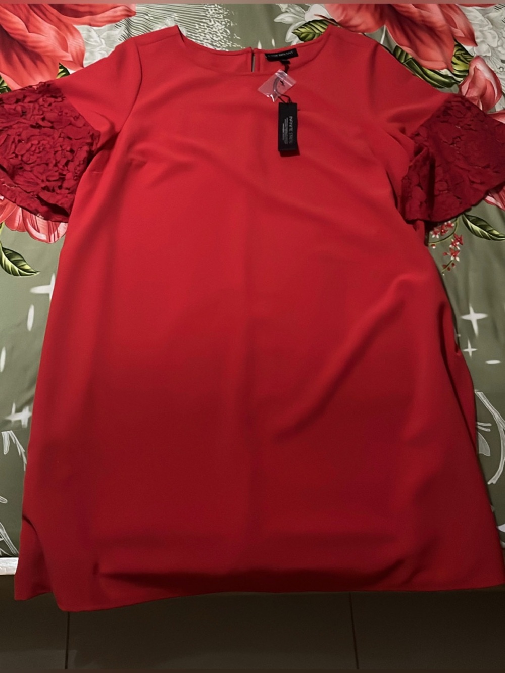 NWT Lane Bryant 18/20 Red Floral Lace Shift Dress Bell Sleeve